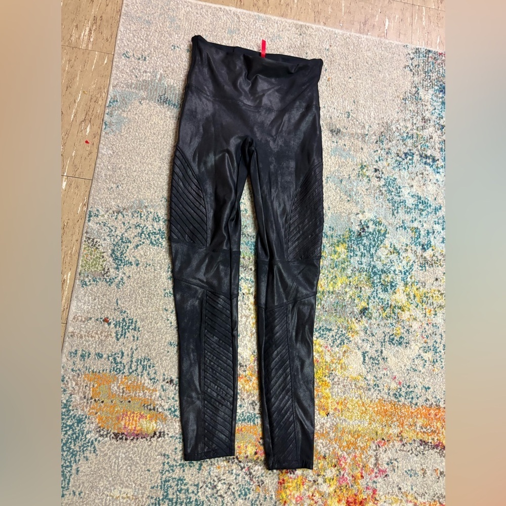 Spanx Faux Leather Moto Leggings Womens Black Shaping Size Large - Picture 2 of 5
